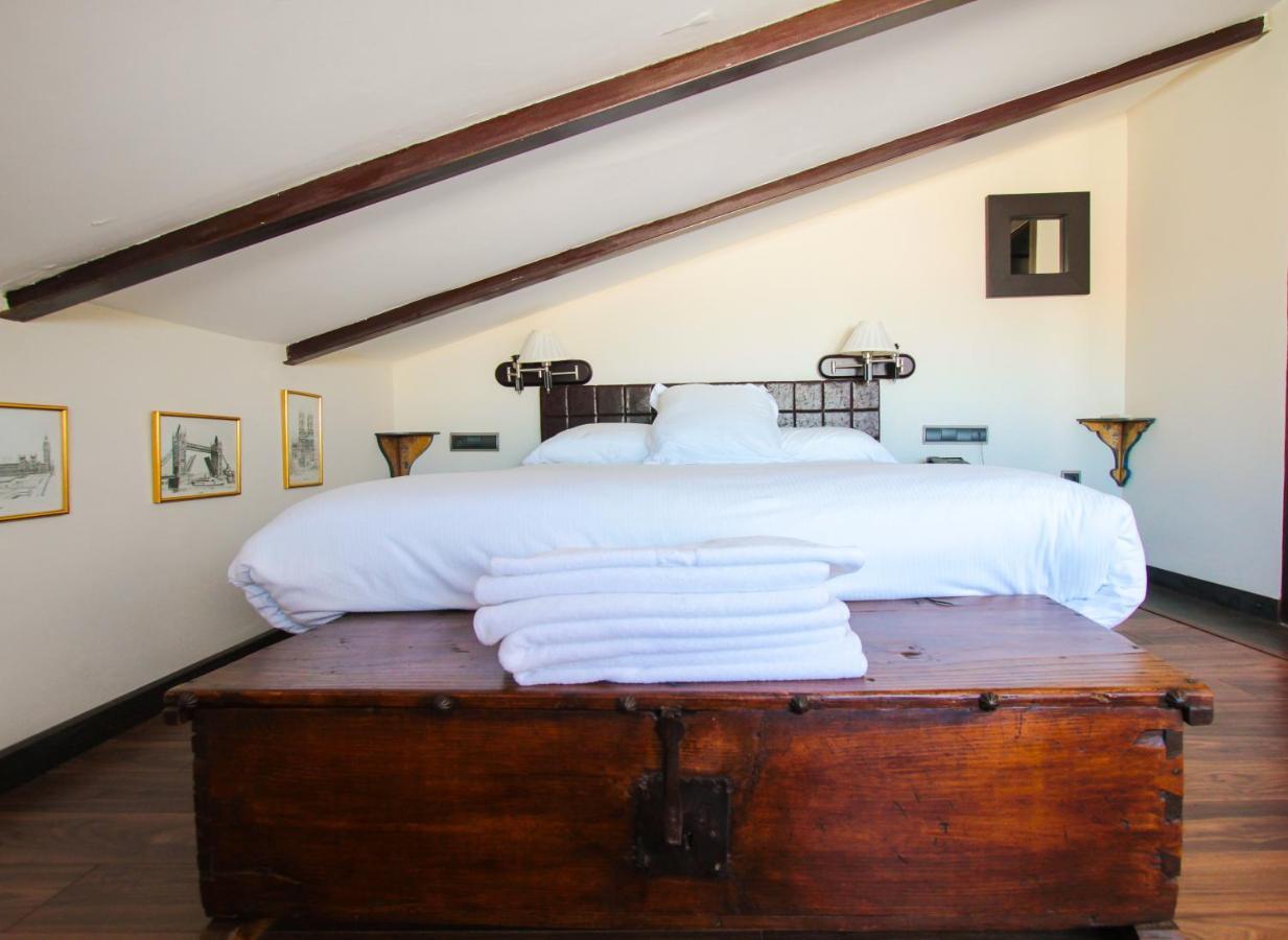 Apartamentos Turísticos Aguas de Víznar Quarto foto