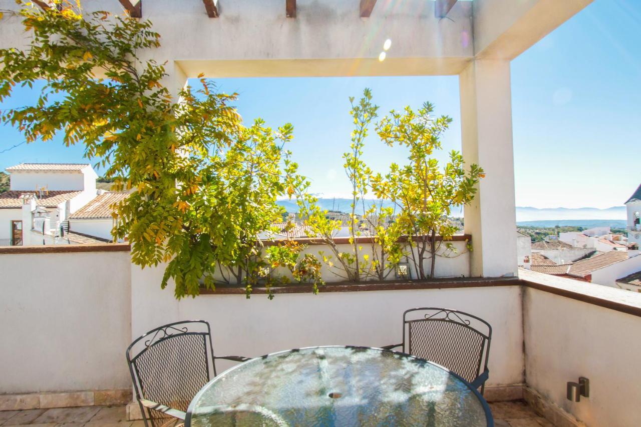 Apartamentos Turísticos Aguas de Víznar Quarto foto